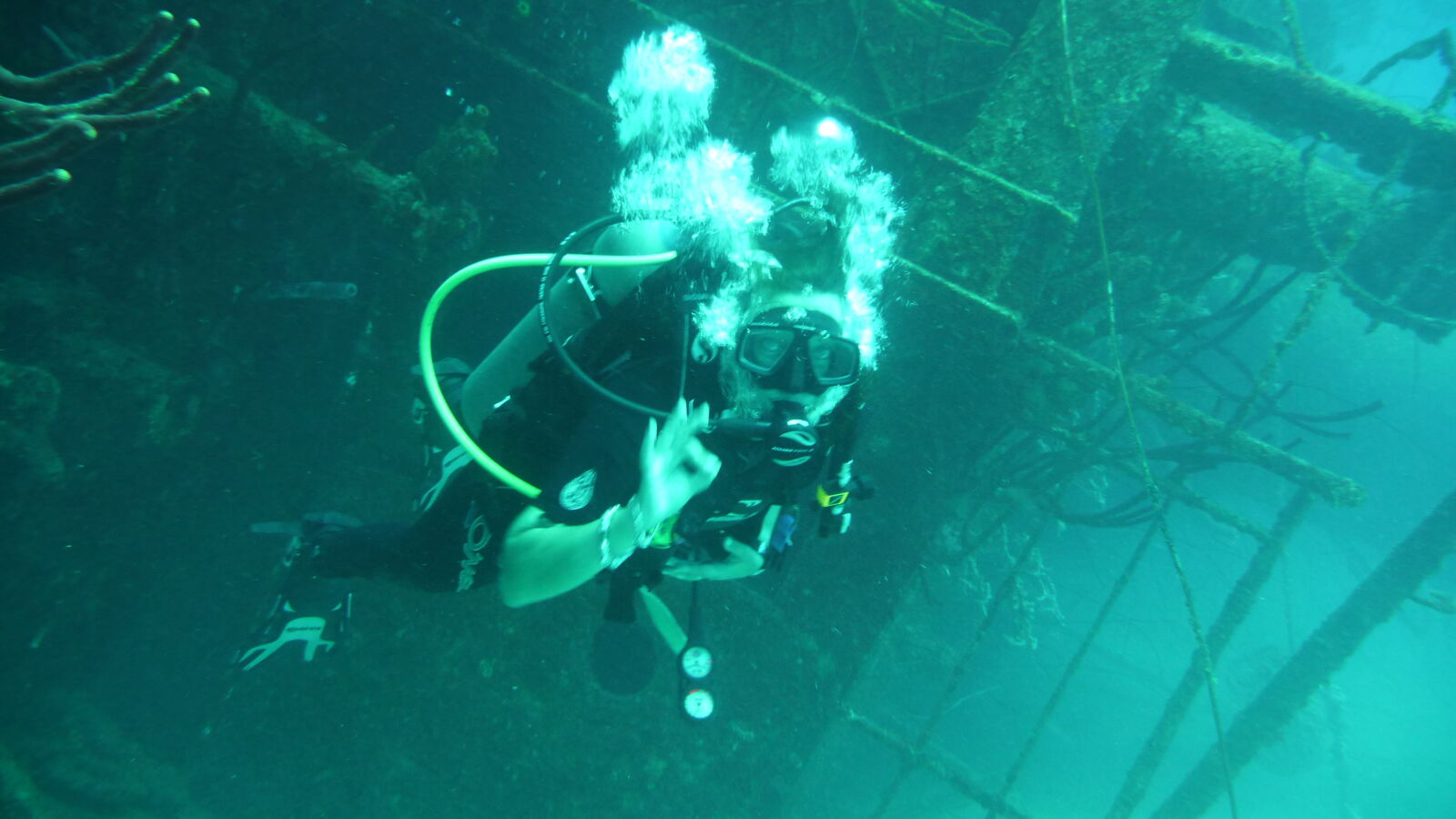 Wreck Dive @ Hilma Hooker.