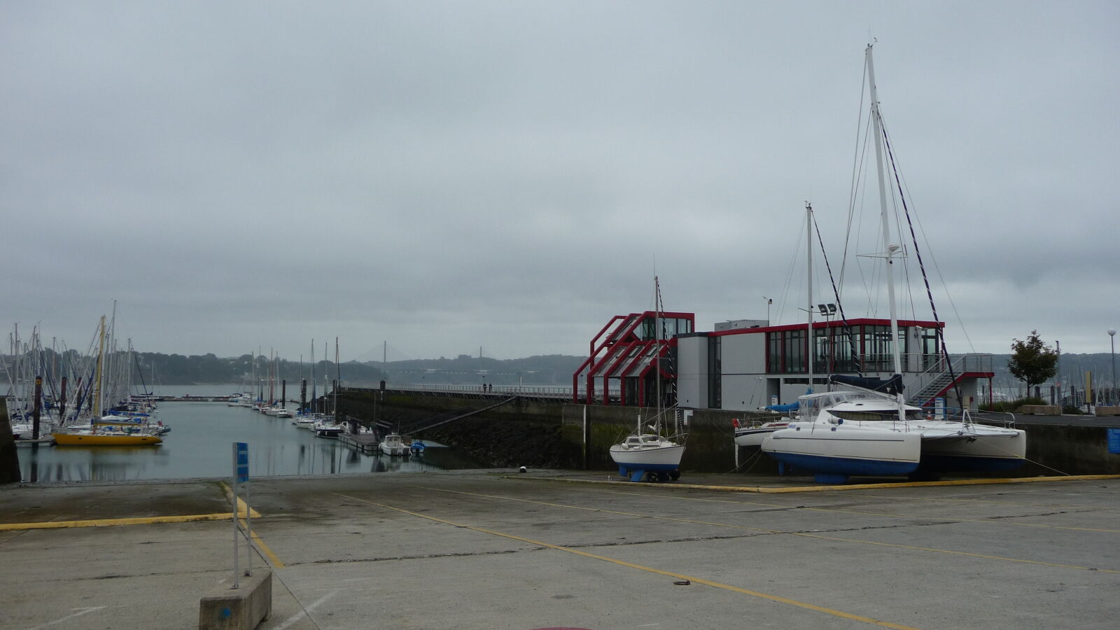 Marina Moulin Blanc