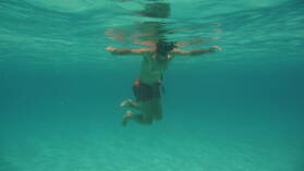 Thomas / SY Frigga vor Sandy Island, Carriacou.