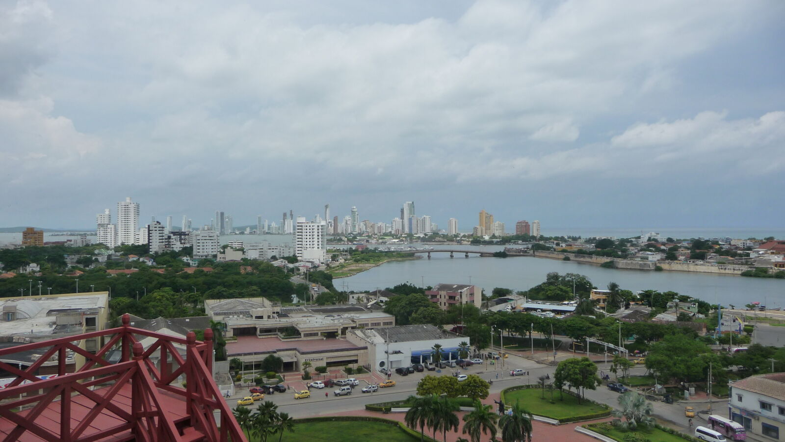 Blick vom Castillo San Felipe.
