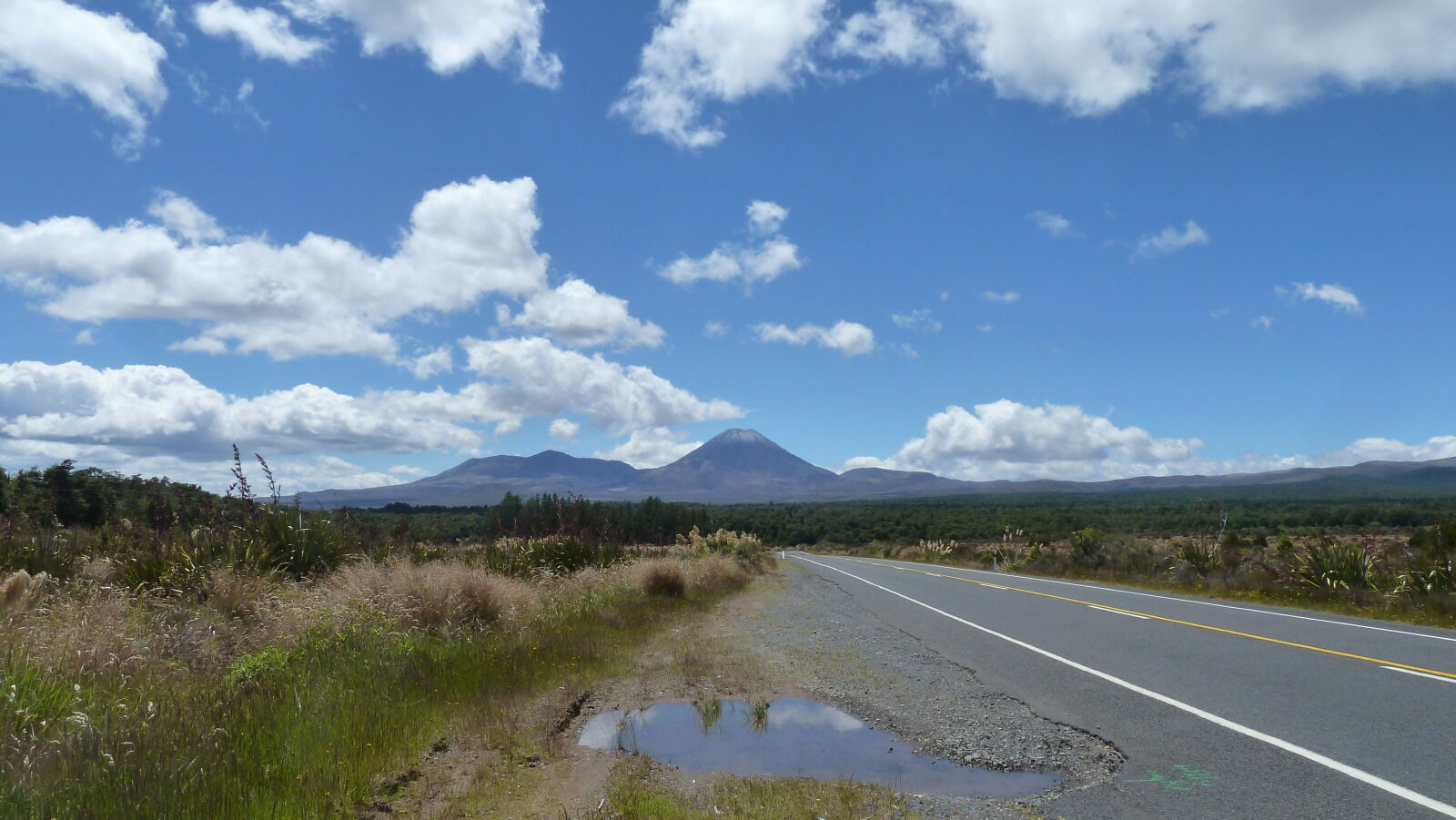 Mt. Ngauruhoe, Tongariro National Park.