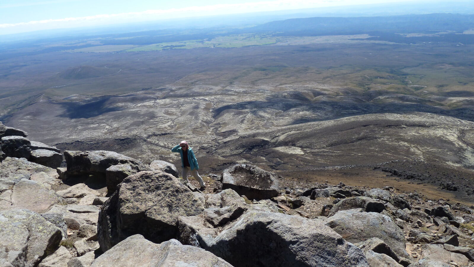 Am Gipfel des Mt. Tongariro (1967 m); Tongariro Northern Circuit, Tag 1.