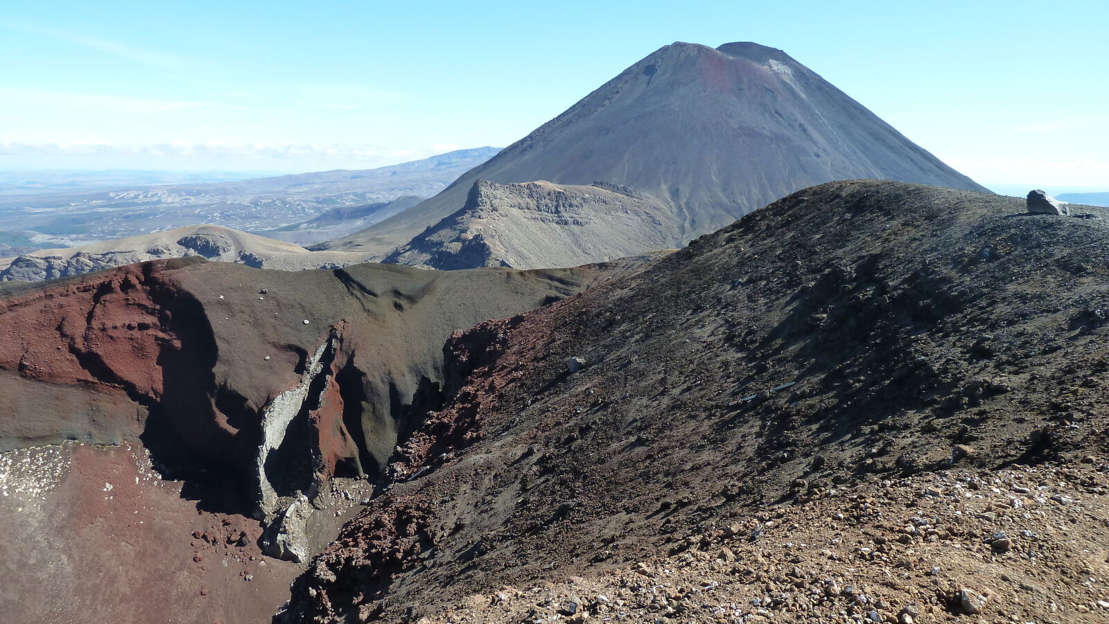 Red Crater und Mt. Ngauruhoe; Tongariro Northern Circuit, Tag
