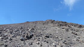 Aufstieg auf den Mt. Ngauruhoe (2287 m); Tongariro Northern Circuit, Tag 1.