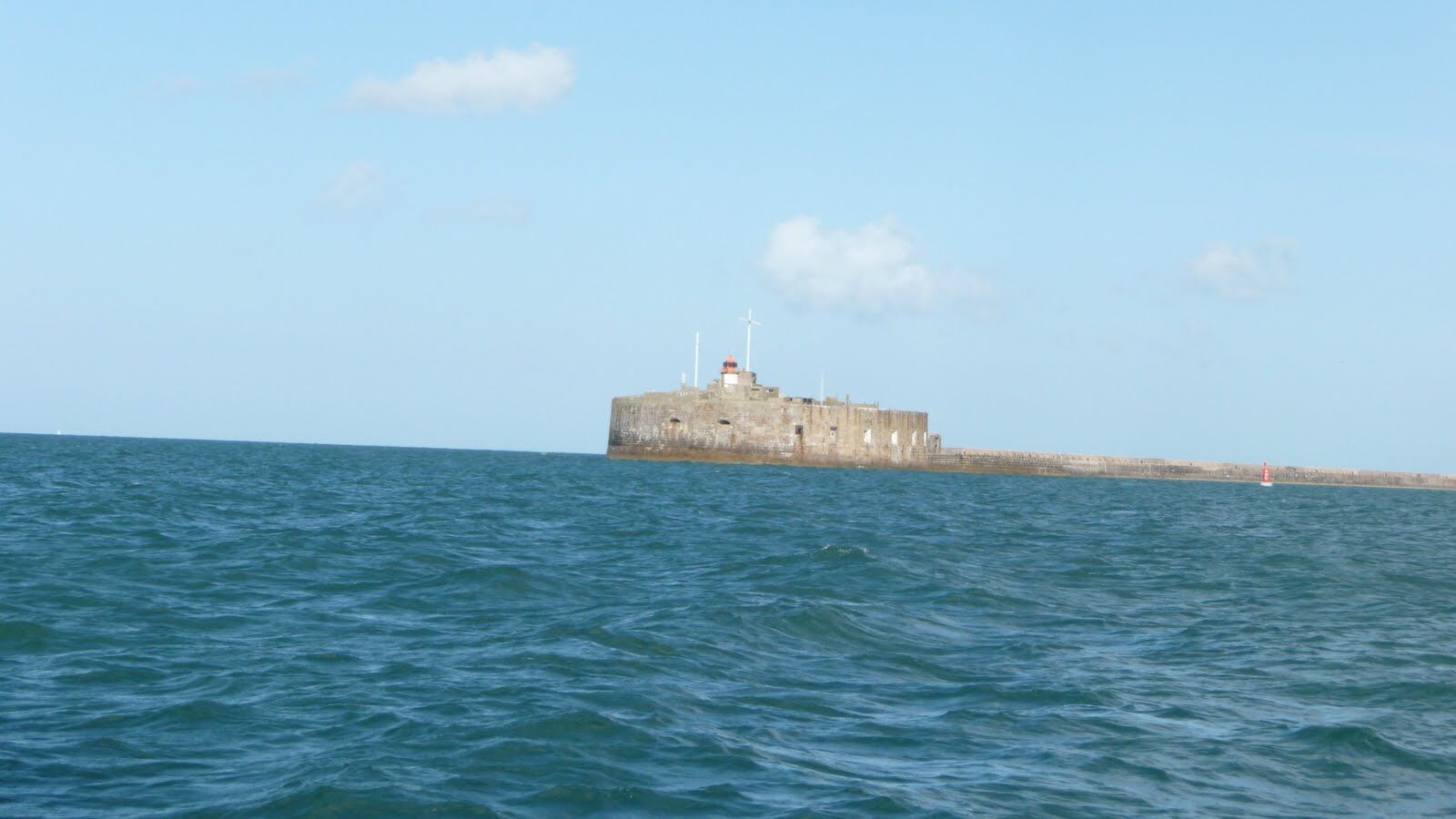 Hafenausfahrt von Cherbourg