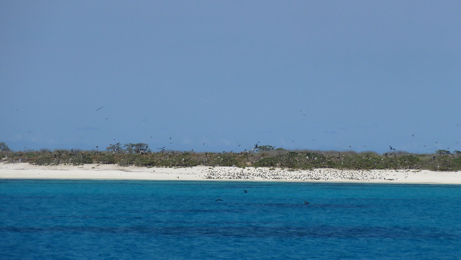 Les trois ilots du mouillage.
