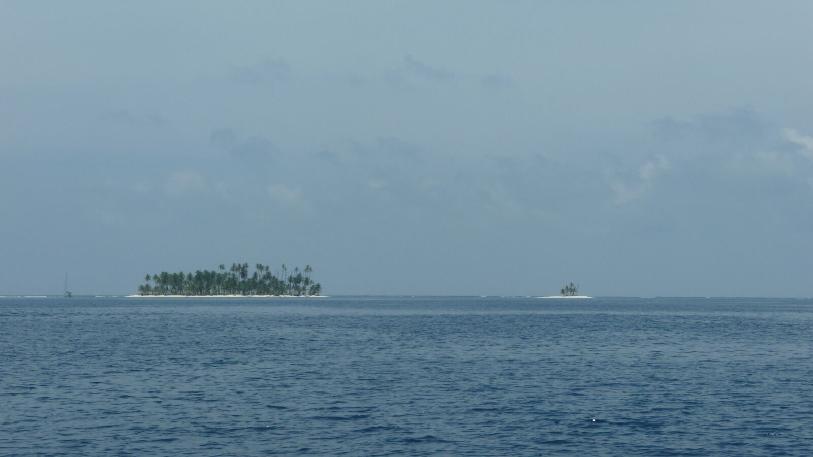 Coco Bandero Cays.