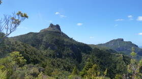 Wanderung zu den Pinnacles.