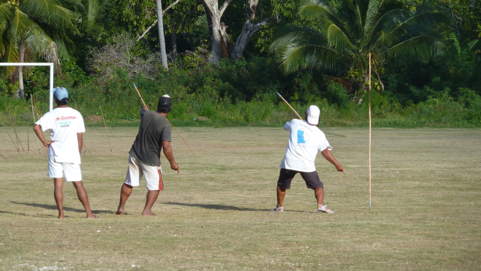 Speerwerfen in Rotoava.