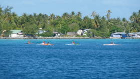 Frauen-Kurzstrecke, Pirogue-Regatta.