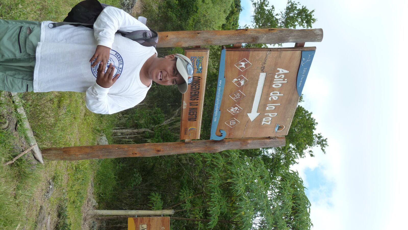 Asilo de la Paz, Floreana.