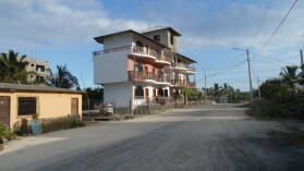 Puerto Villamil, Isabela.