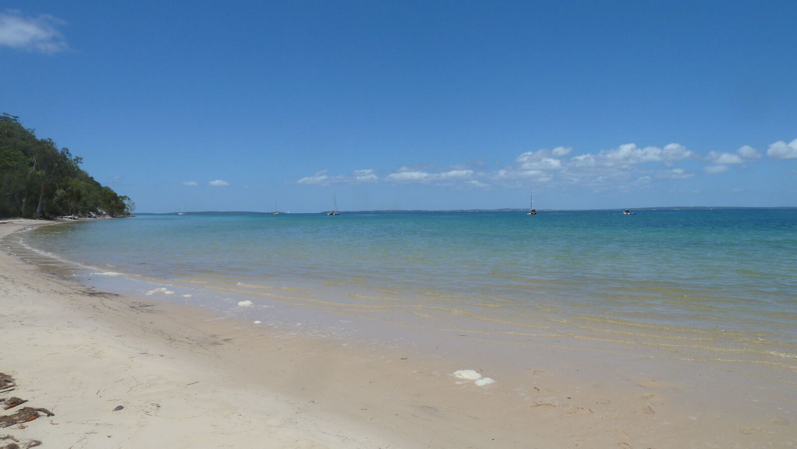 Kingfisher Bay, Fraser Island.