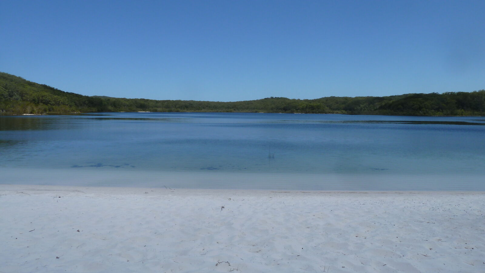 Lake McKenzie, Fraser Island.