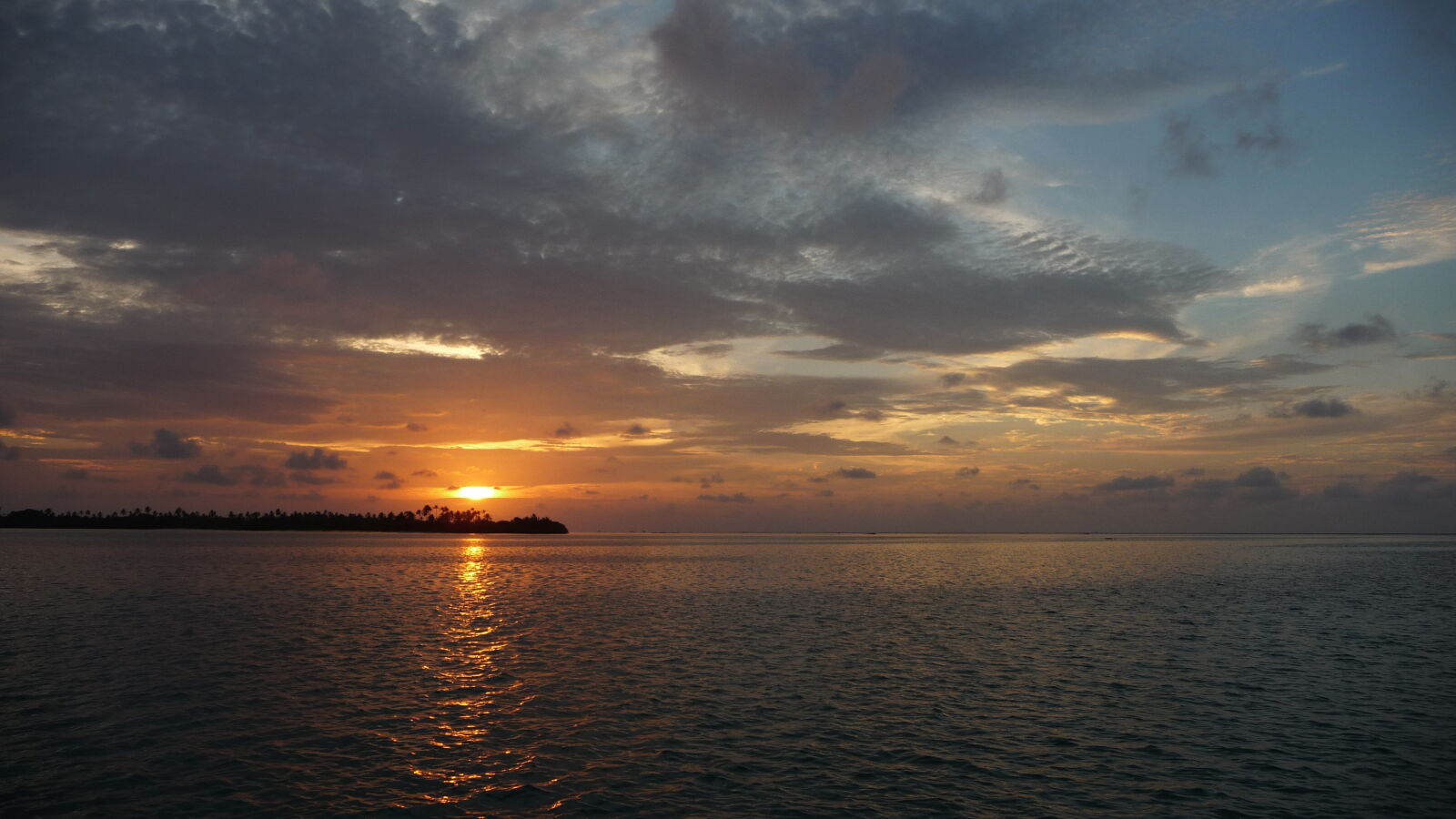 Kalugirdup, Holandes Cays.