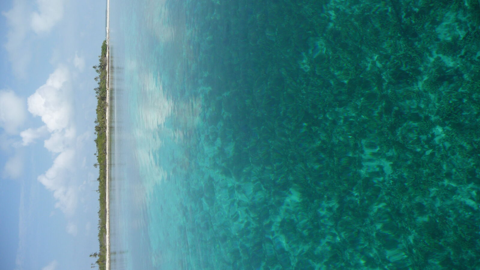 Ukupsuit, Holandes Cays.