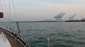 Im Vorhafen von Zeebrügge