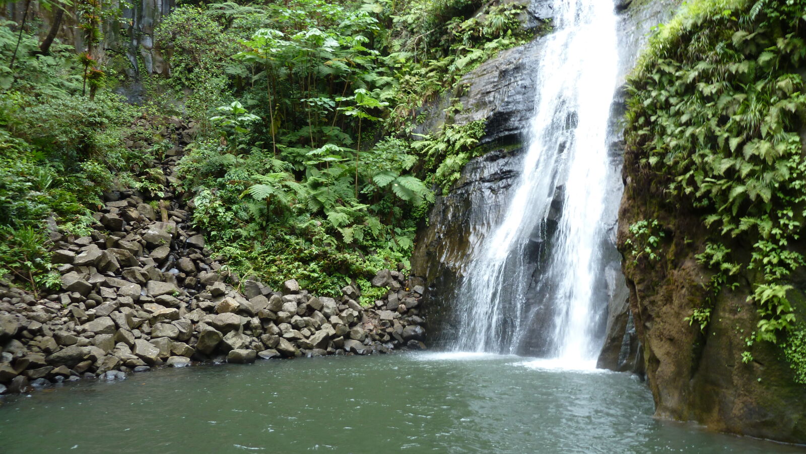 Cascada Río Genio.