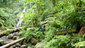 Wanderung zu Cascada R&iacute;o Genio.
