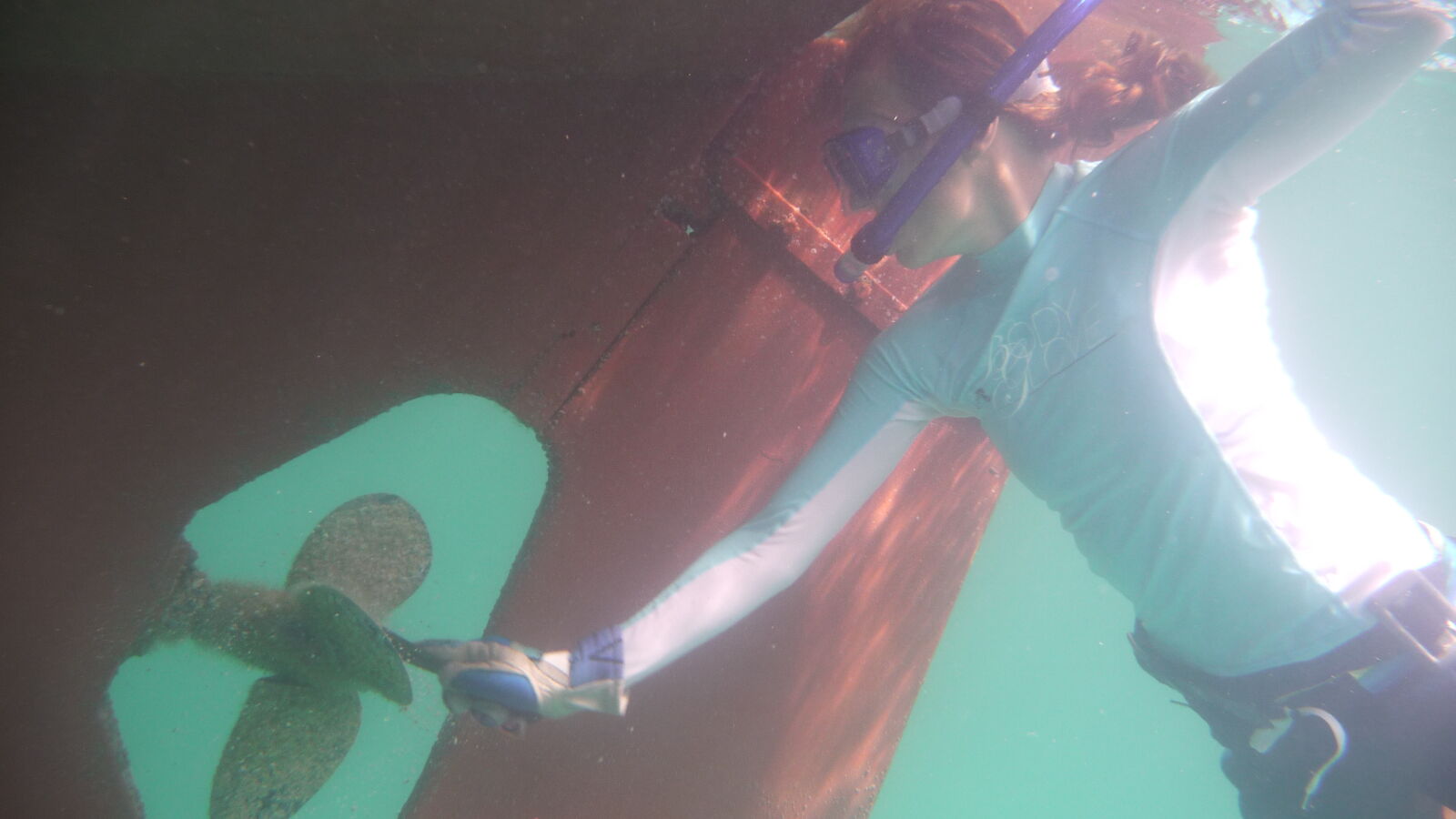 Unterwasserschiff reinigen nach 2 1/2 Wochen Cartagena.