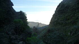 Degollada de Peraza, im Hintergrund Teide auf Teneriffa.