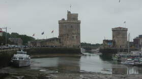 Stadthafen von La Rochelle bei Niedrigwasser