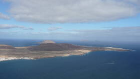 Blick auf Graciosa vom Mirador del Rio.
