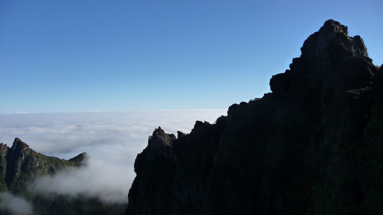 Vom Pico do Arieiro zum Pico Ruivo.