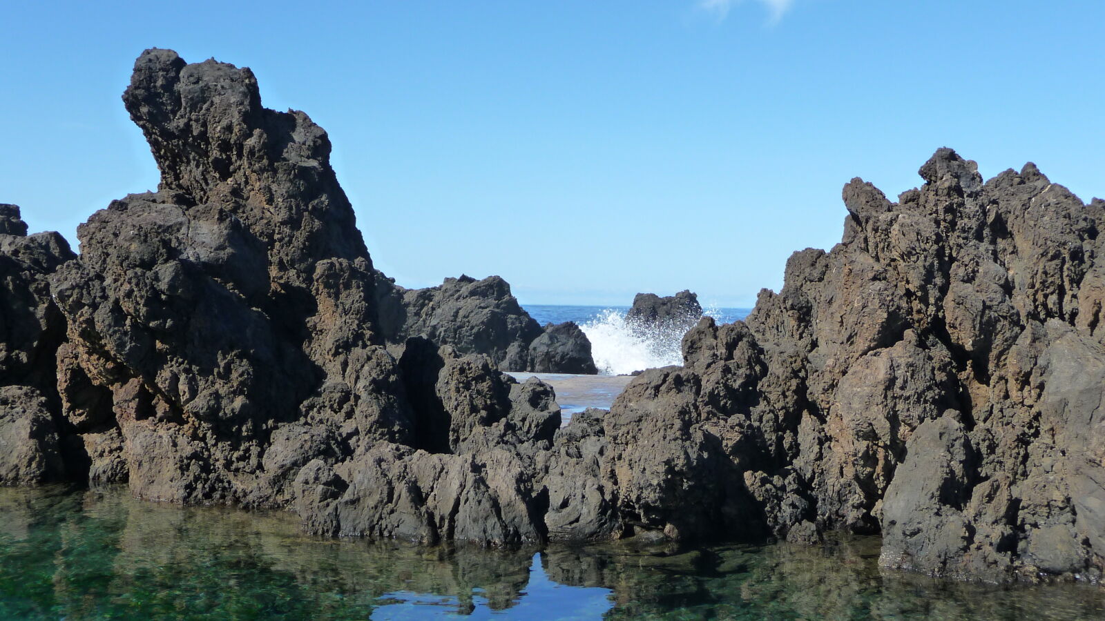 Bad von Porto Moniz.
