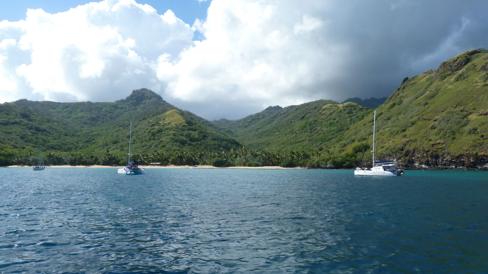 Baie Hanamoenoa, Tahuata.