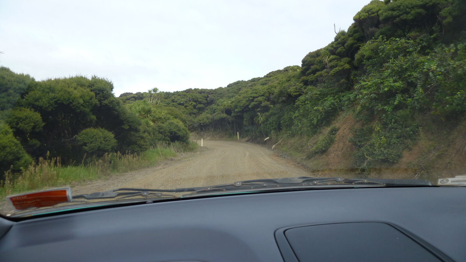 Typische Straße in Neuseeland.