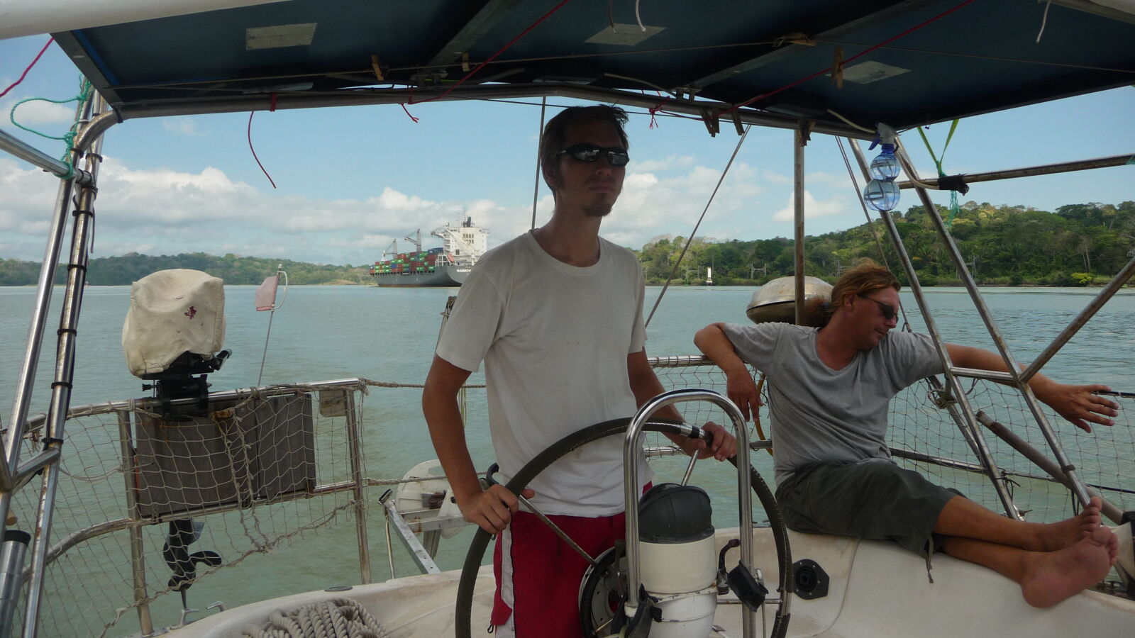 Auf dem Weg durch den Gatun Lake.