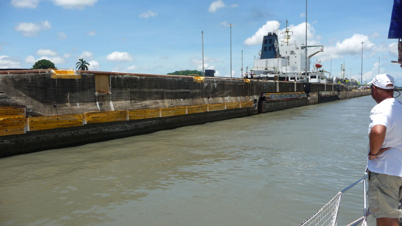 In den Pedro Miguel Locks.