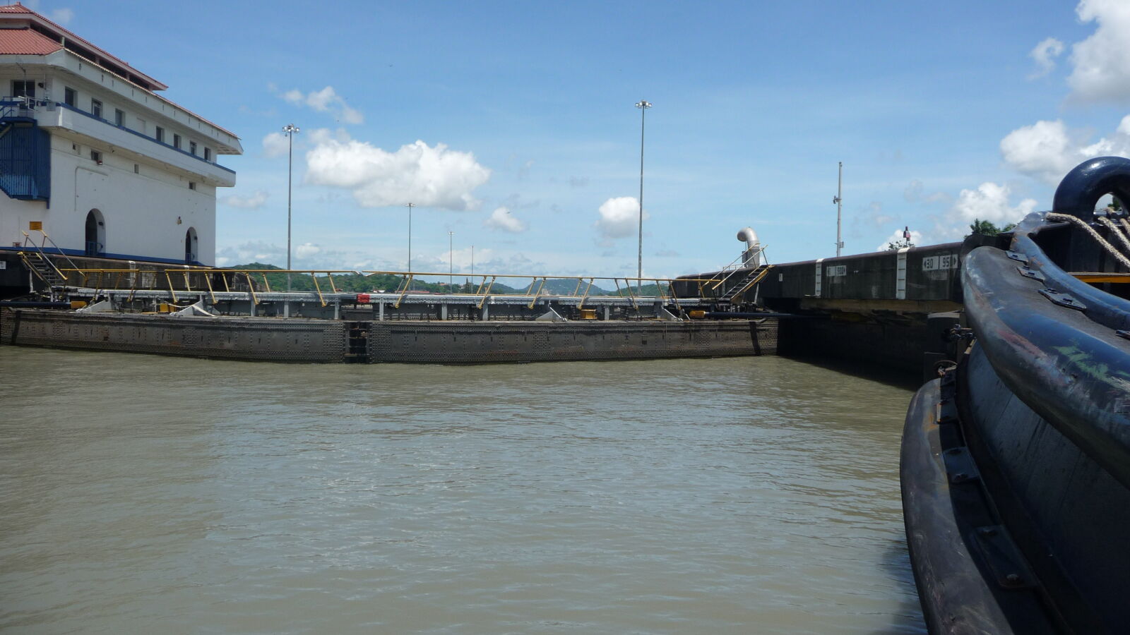 In den Pedro Miguel Locks.