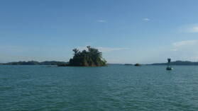 Auf dem Weg durch den Gatun Lake.