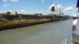 In den Pedro Miguel Locks.