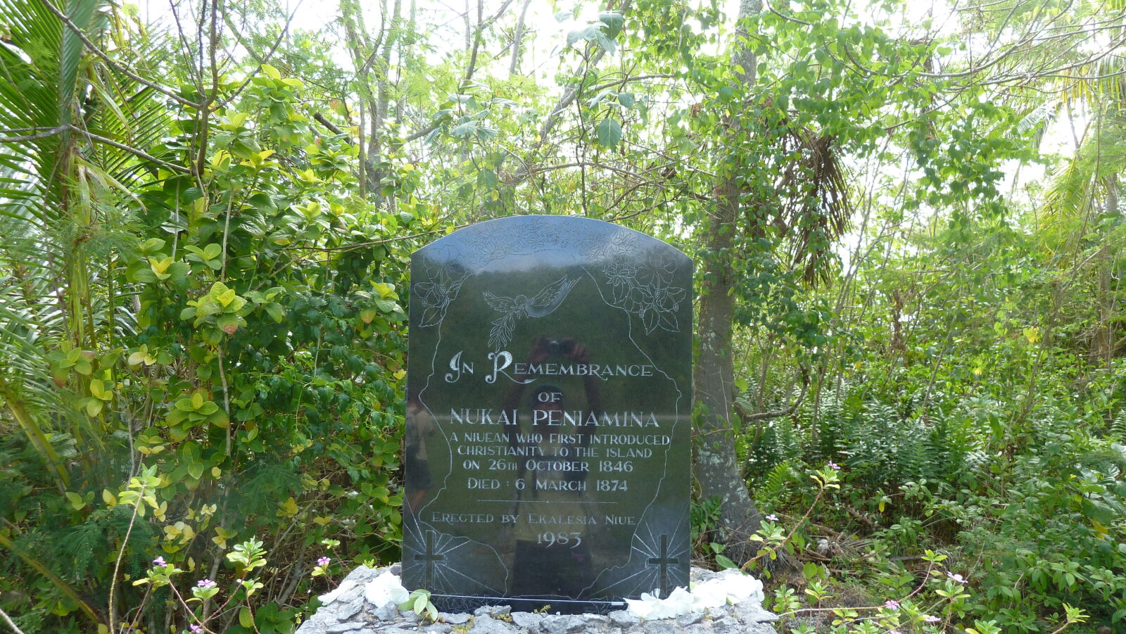 Peniamina's Grave.