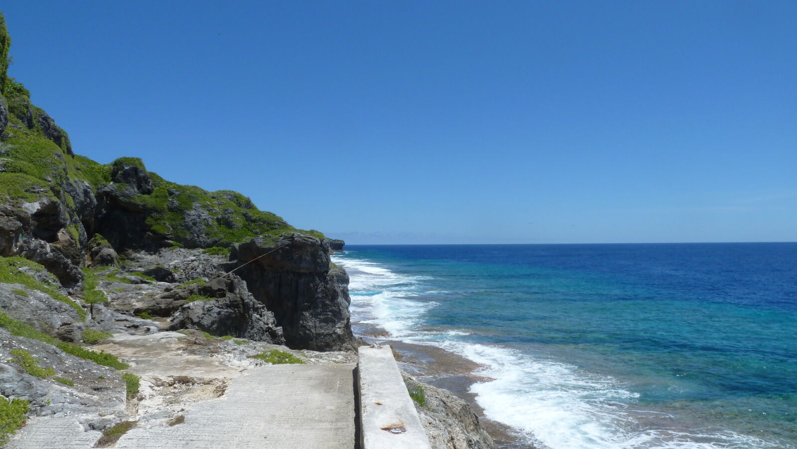 Uluvehi Sea Track.