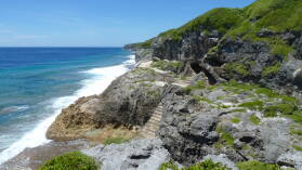 Uluvehi Sea Track.