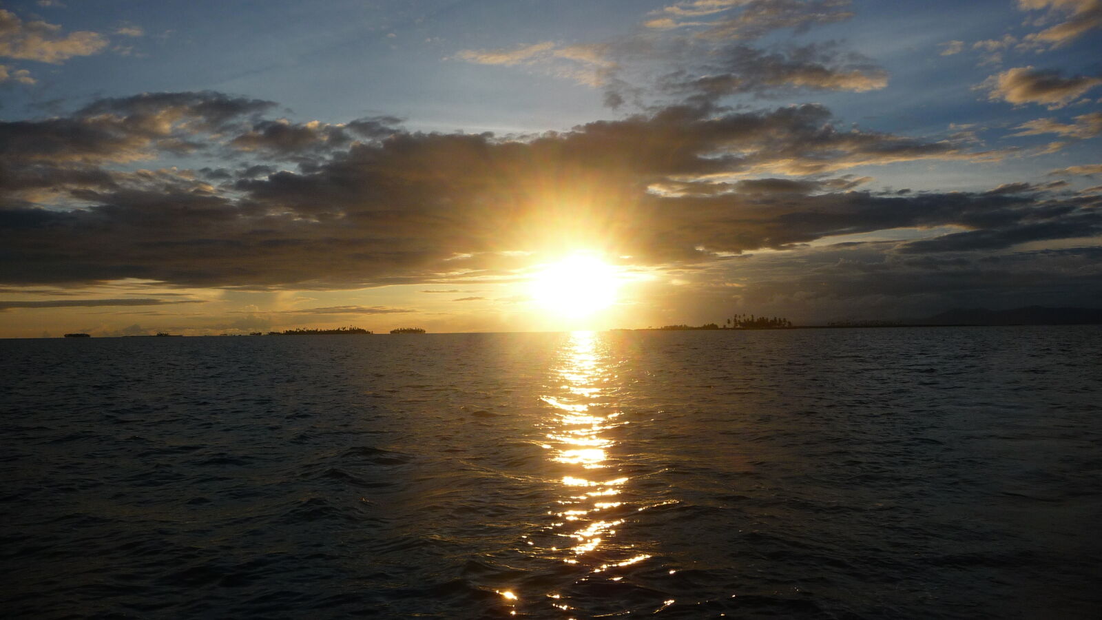 Unser letzter Sonnenaufgang in Kuna Yala.