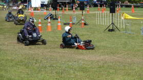 Mower Racing auf der A&P Show Whangarei.