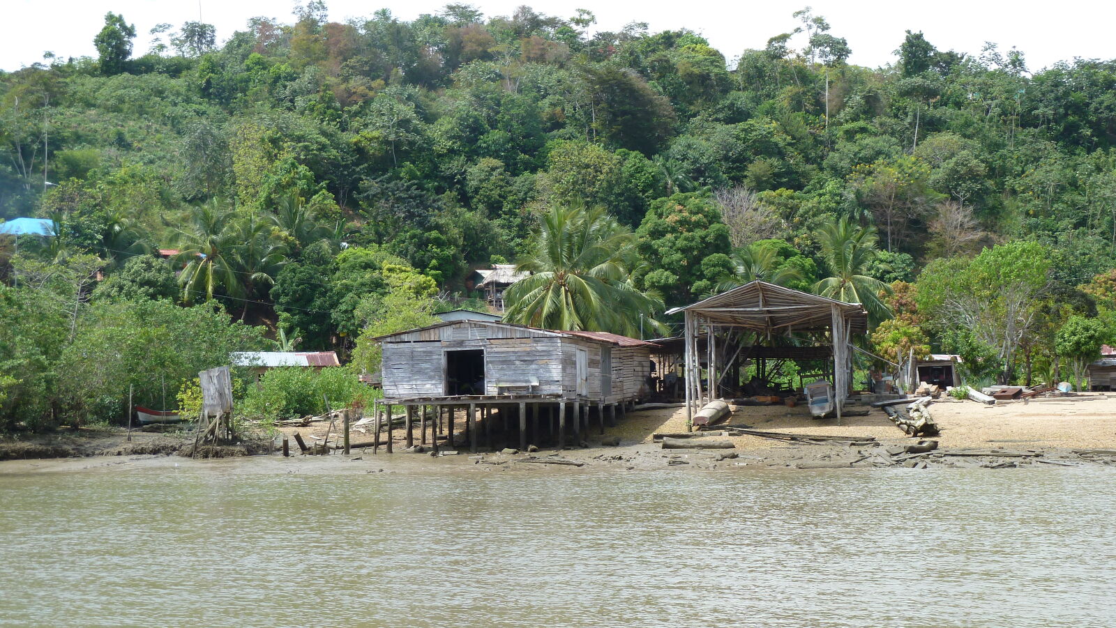 Werft in La Puntita, Rio Tuira, Darien.