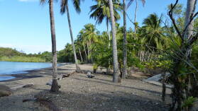 Isla Cavada, Islas Secas.