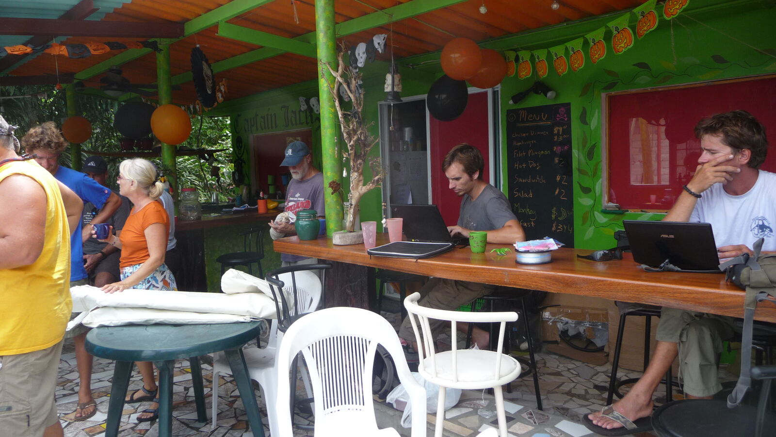 Internet bei Captain Jack's.