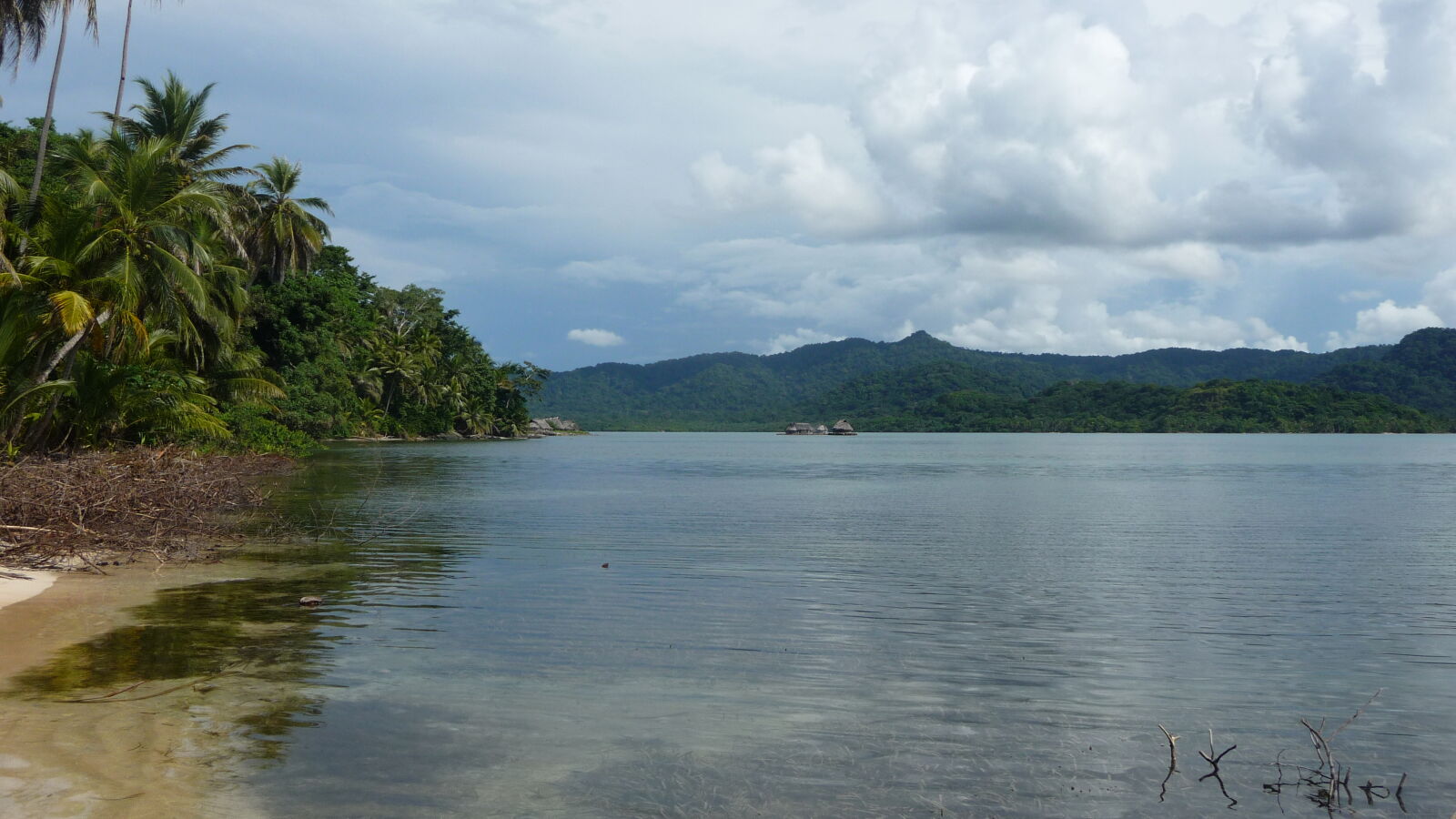 Puerto Escoses.