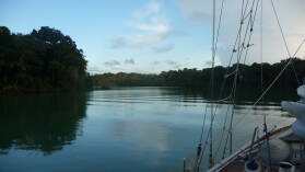 Im Rio Chagres.