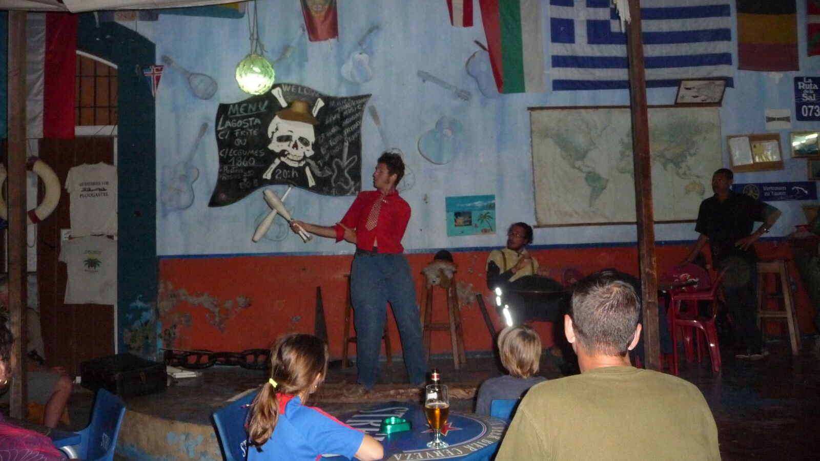 Zirkus im Club Nautico in Mindelo / Sao Vicente.