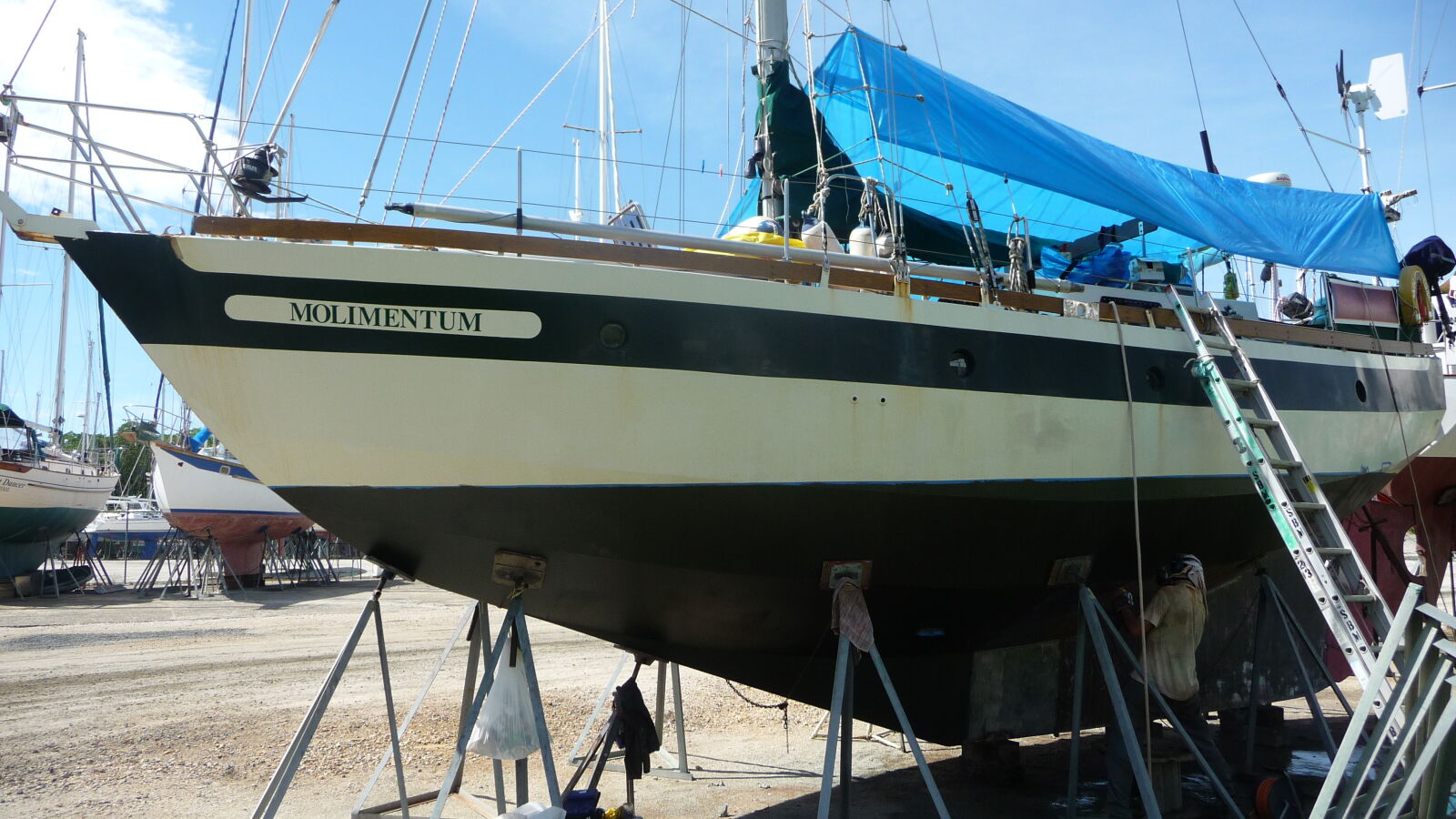 Im Trockendock.