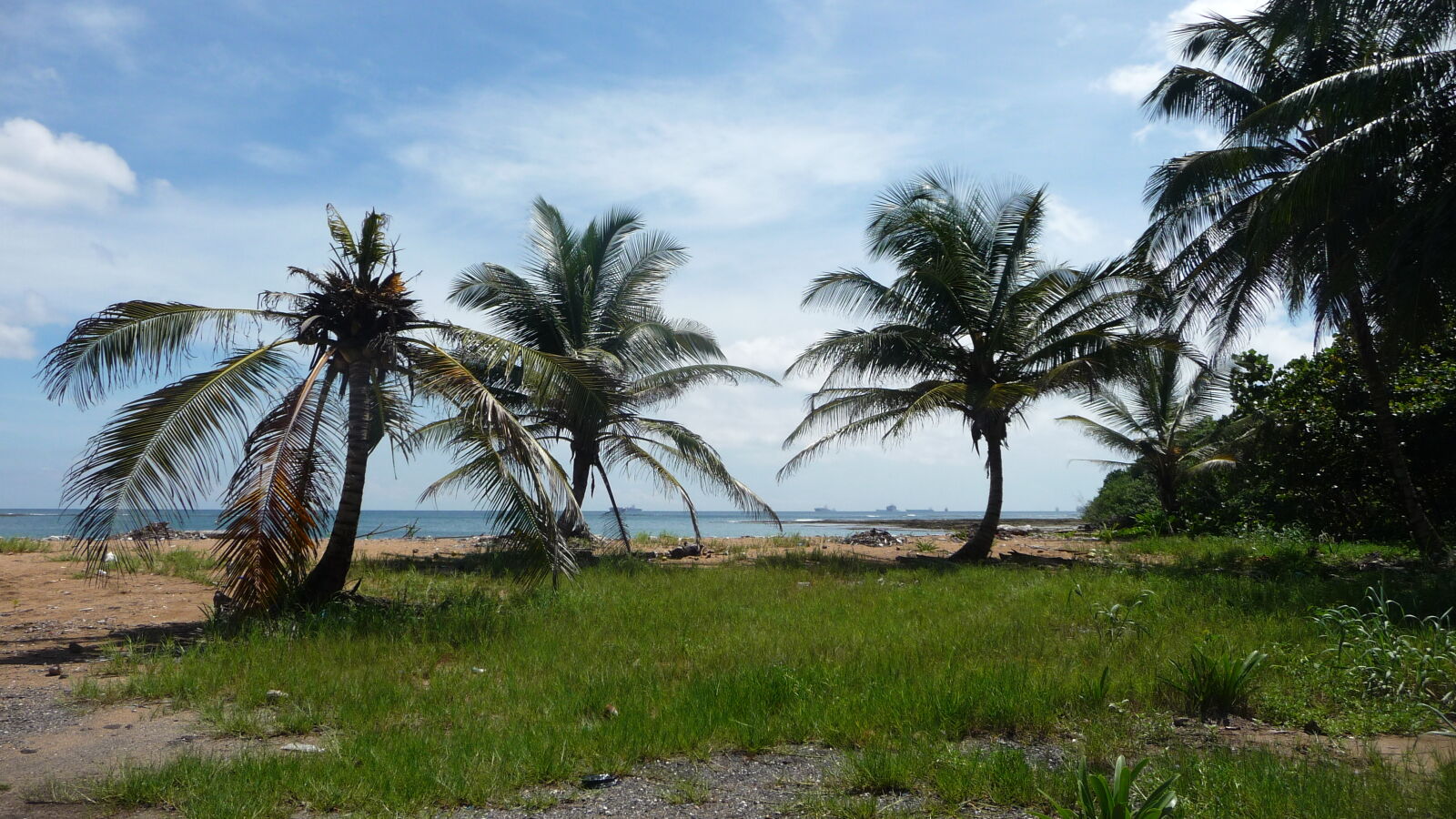 Zum Strand.