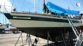 Im Trockendock.